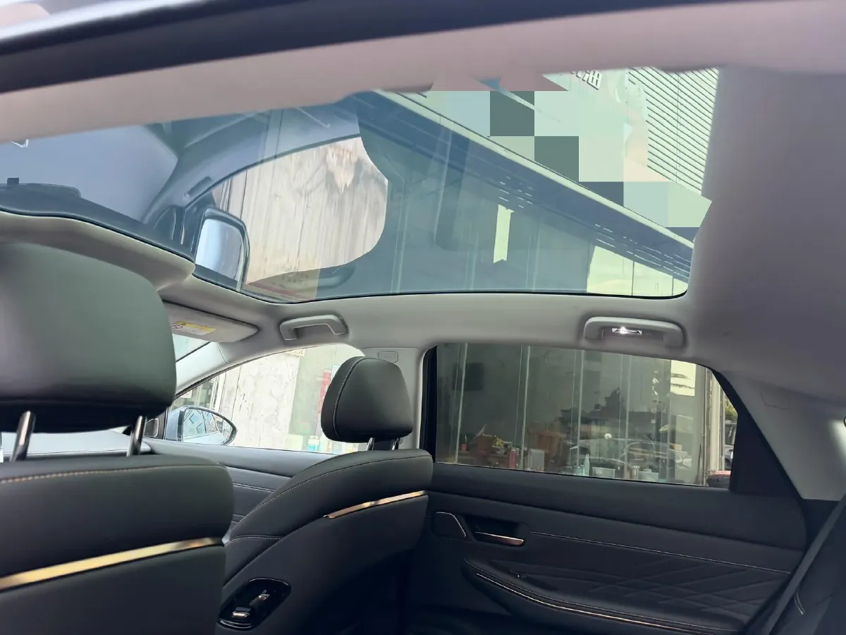 2025 BaoJun XiangJing 1.5T 143HP L4 1DHT PHEV,autocango,china used car exporter,china ev exporter,chinese used car exporter,chinese used ev exporter