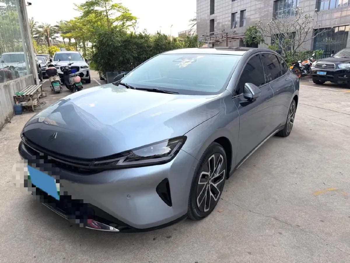 2025 BaoJun XiangJing 1.5T 143HP L4 1DHT PHEV,autocango,china used car exporter,china ev exporter,chinese used car exporter,chinese used ev exporter