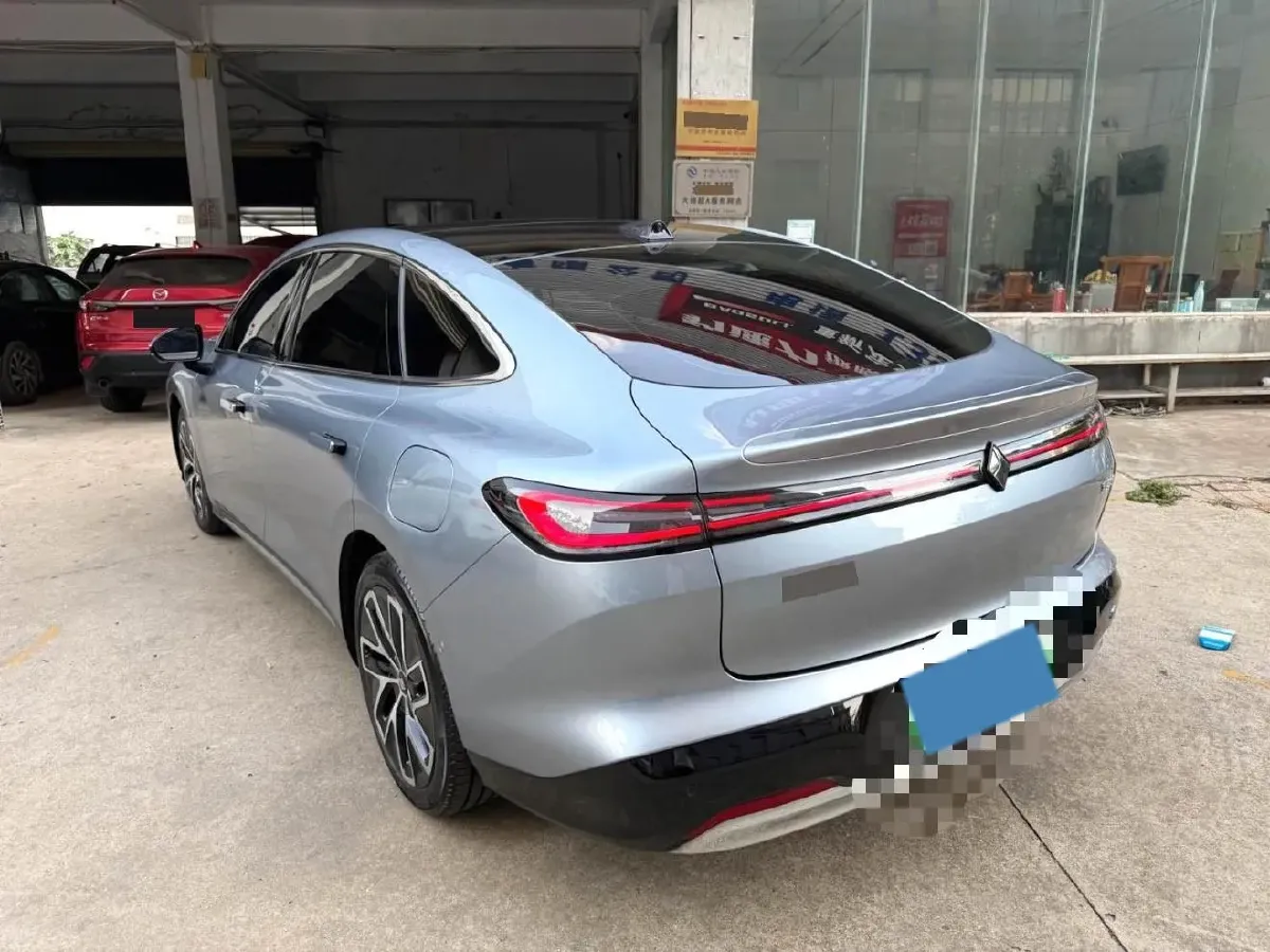 2025 BaoJun XiangJing 1.5T 143HP L4 1DHT PHEV,autocango,china used car exporter,china ev exporter,chinese used car exporter,chinese used ev exporter