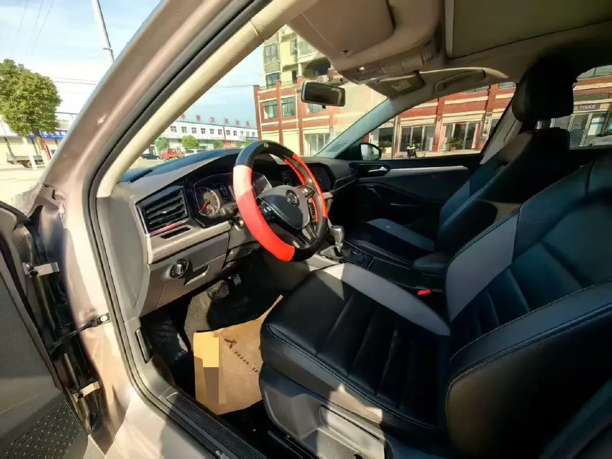 2019 Jeep Renegade 1.3T 173HP L4 7DCT,autocango,china used car exporter,china ev exporter,chinese used car exporter,chinese used ev exporter