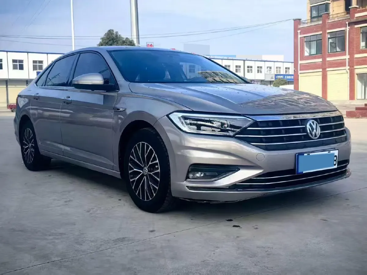 2019 Jeep Renegade 1.3T 173HP L4 7DCT,autocango,china used car exporter,china ev exporter,chinese used car exporter,chinese used ev exporter