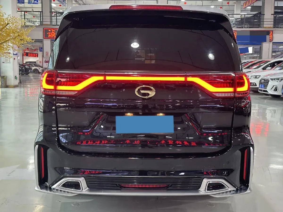 2021 GAC Trumpchi M8 2.0T 252HP L4 8AT,autocango,china used car exporter,china ev exporter,chinese used car exporter,chinese used ev exporter