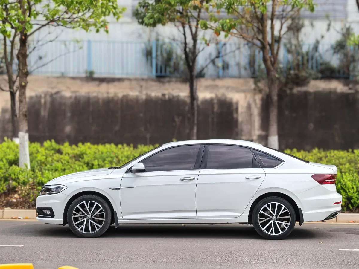 2018 Buick Verano 1.5T 169HP L4 7DCT,autocango,china used car exporter,china ev exporter,chinese used car exporter,chinese used ev exporter