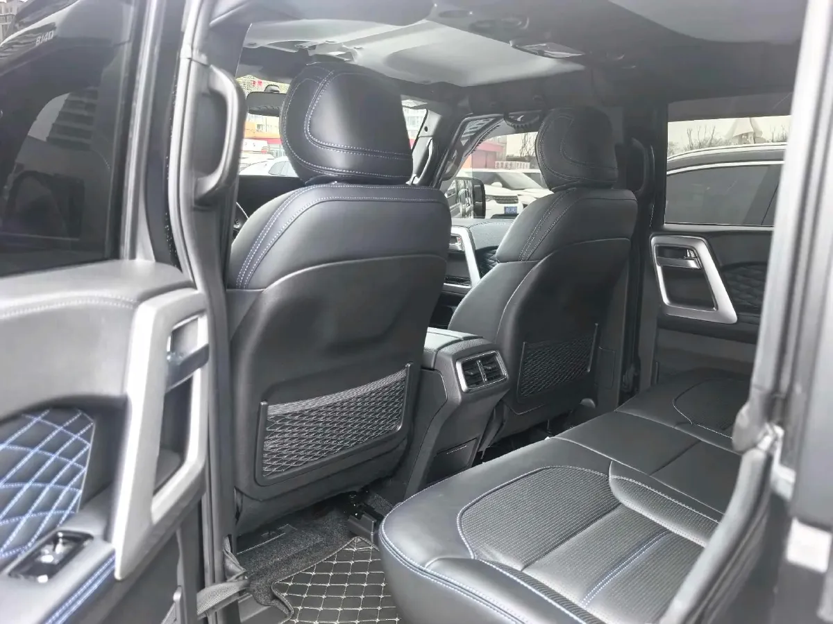 2024 Beijing BJ40 2.0T 163HP L4 8AT,autocango,china used car exporter,china ev exporter,chinese used car exporter,chinese used ev exporter