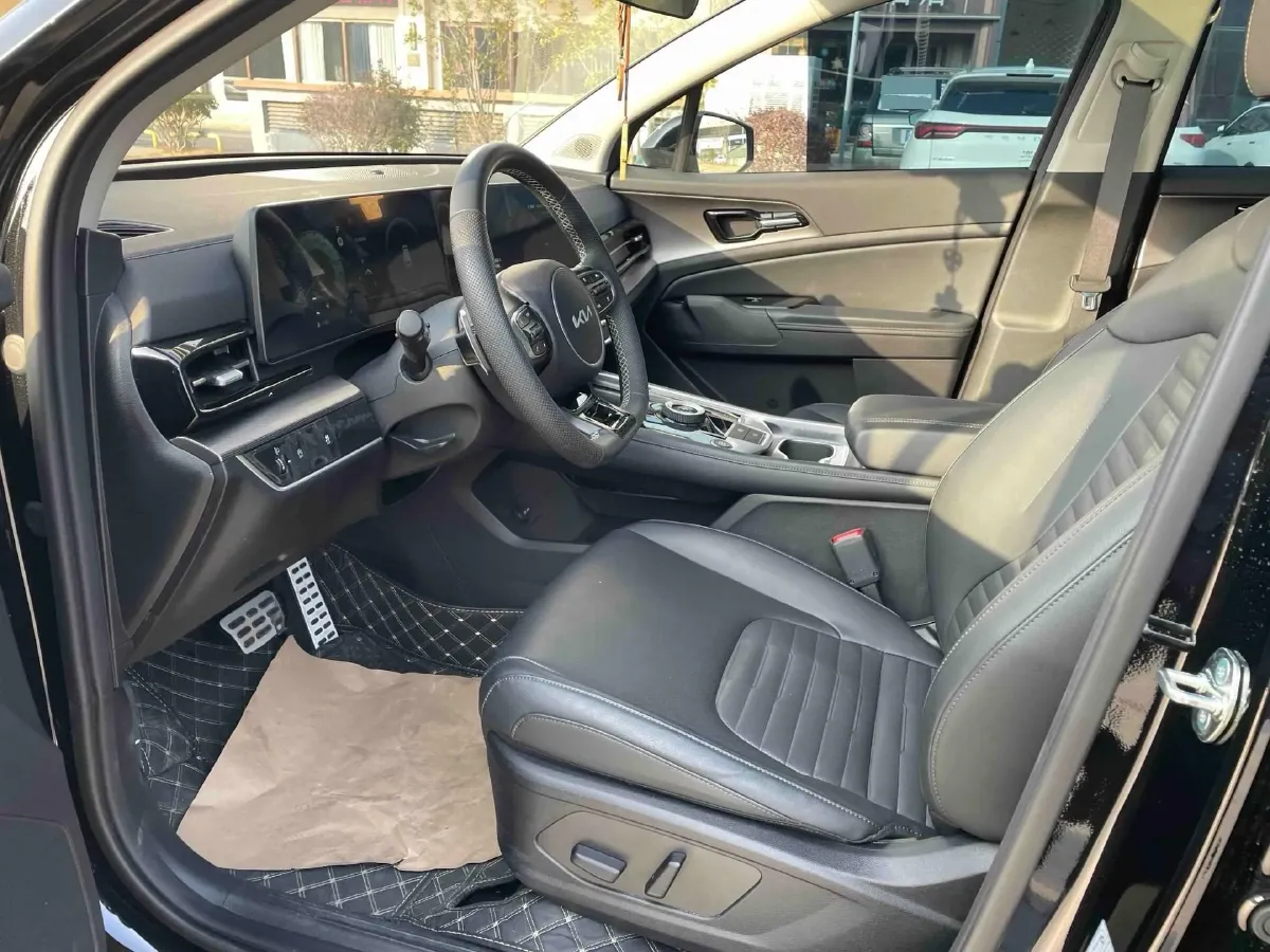 2025 Kia Sportage 2.0T 236HP L4 8AT,autocango,china used car exporter,china ev exporter,chinese used car exporter,chinese used ev exporter