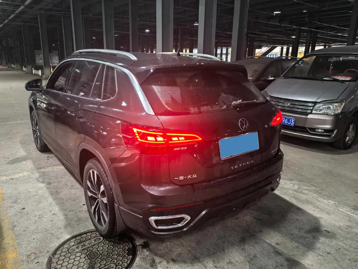 2021 Volkswagen Tayron 2.0T 220HP L4 7DCT,autocango,china used car exporter,china ev exporter,chinese used car exporter,chinese used ev exporter