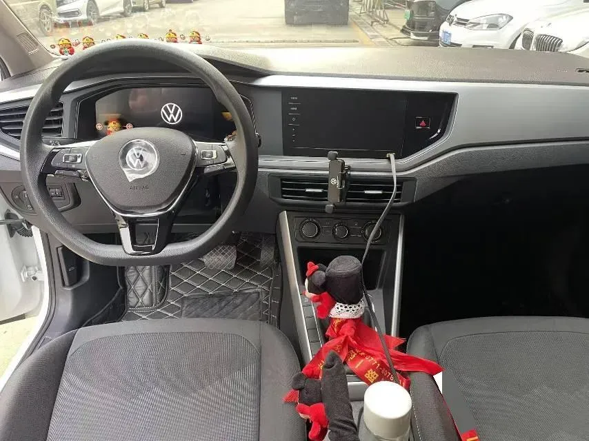 2023 Volkswagen Polo 1.5L 110HP L4 6AT,autocango,china used car exporter,china ev exporter,chinese used car exporter,chinese used ev exporter