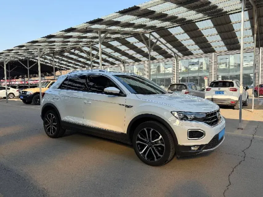 2022 Volkswagen T-Roc 1.4T 150HP L4 7DCT,autocango,china used car exporter,china ev exporter,chinese used car exporter,chinese used ev exporter