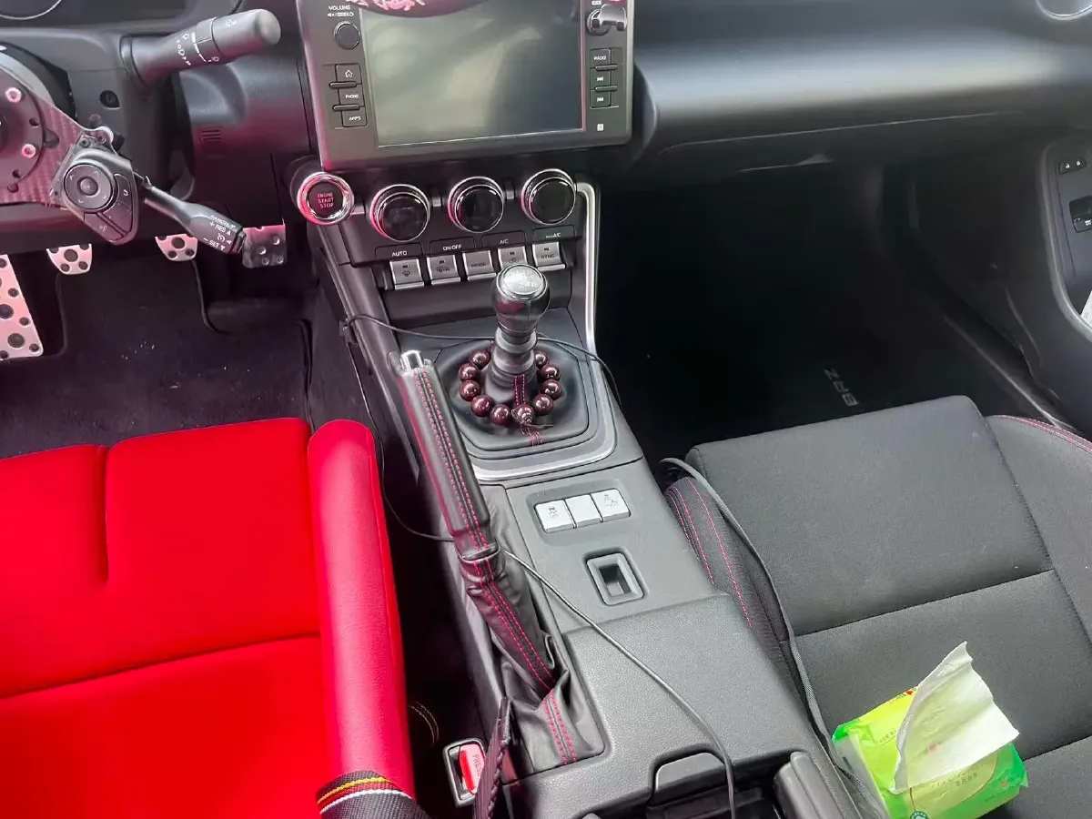 2022 Subaru BRZ 2.4L 234HP H4 6MT,autocango,china used car exporter,china ev exporter,chinese used car exporter,chinese used ev exporter