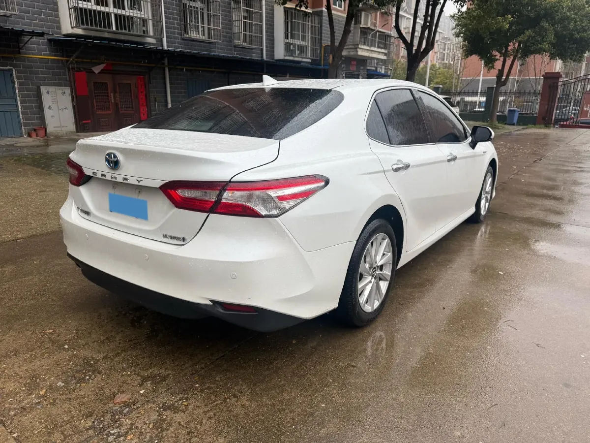2023 Toyota Camry 2.5L 178HP L4 E-CVT Hybrid,autocango,china used car exporter,china ev exporter,chinese used car exporter,chinese used ev exporter