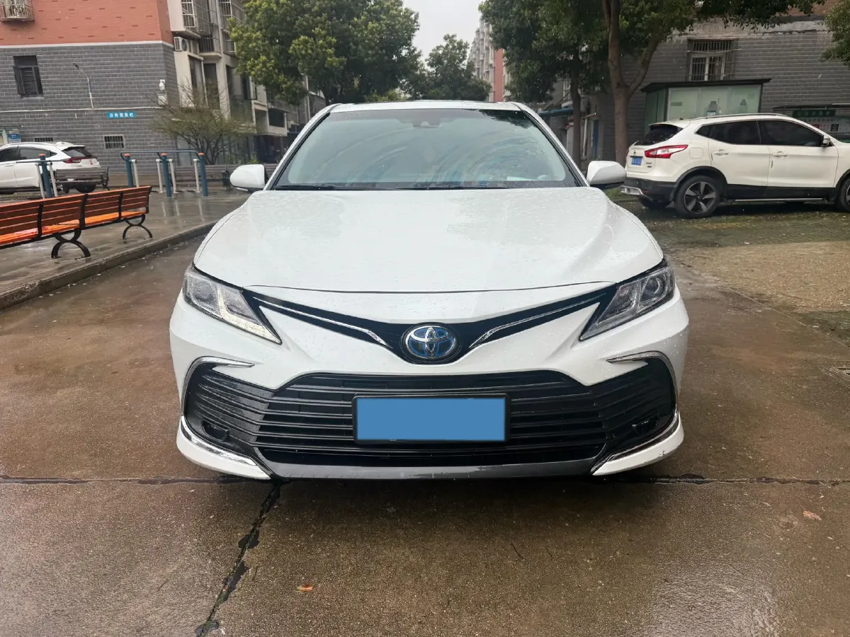 2023 Toyota Camry 2.5L 178HP L4 E-CVT Hybrid,autocango,china used car exporter,china ev exporter,chinese used car exporter,chinese used ev exporter
