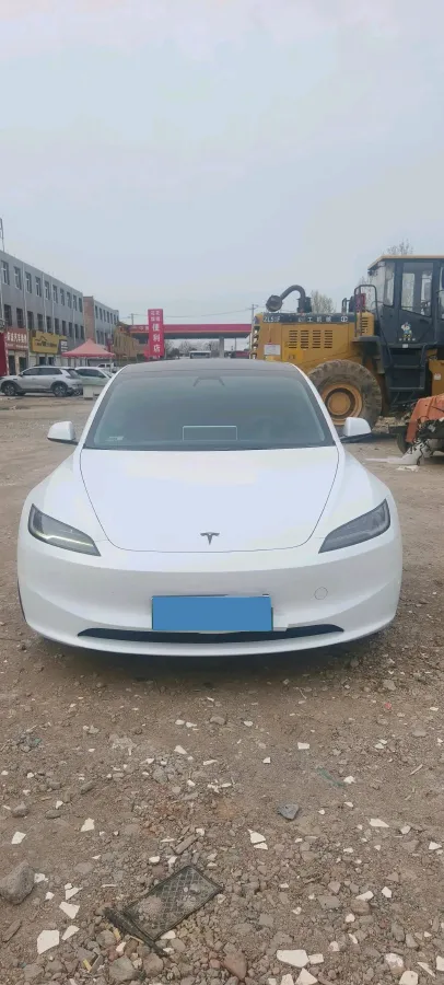 2025 Tesla Model 3 BEV 62.5KWH,autocango,china used car exporter,china ev exporter,chinese used car exporter,chinese used ev exporter