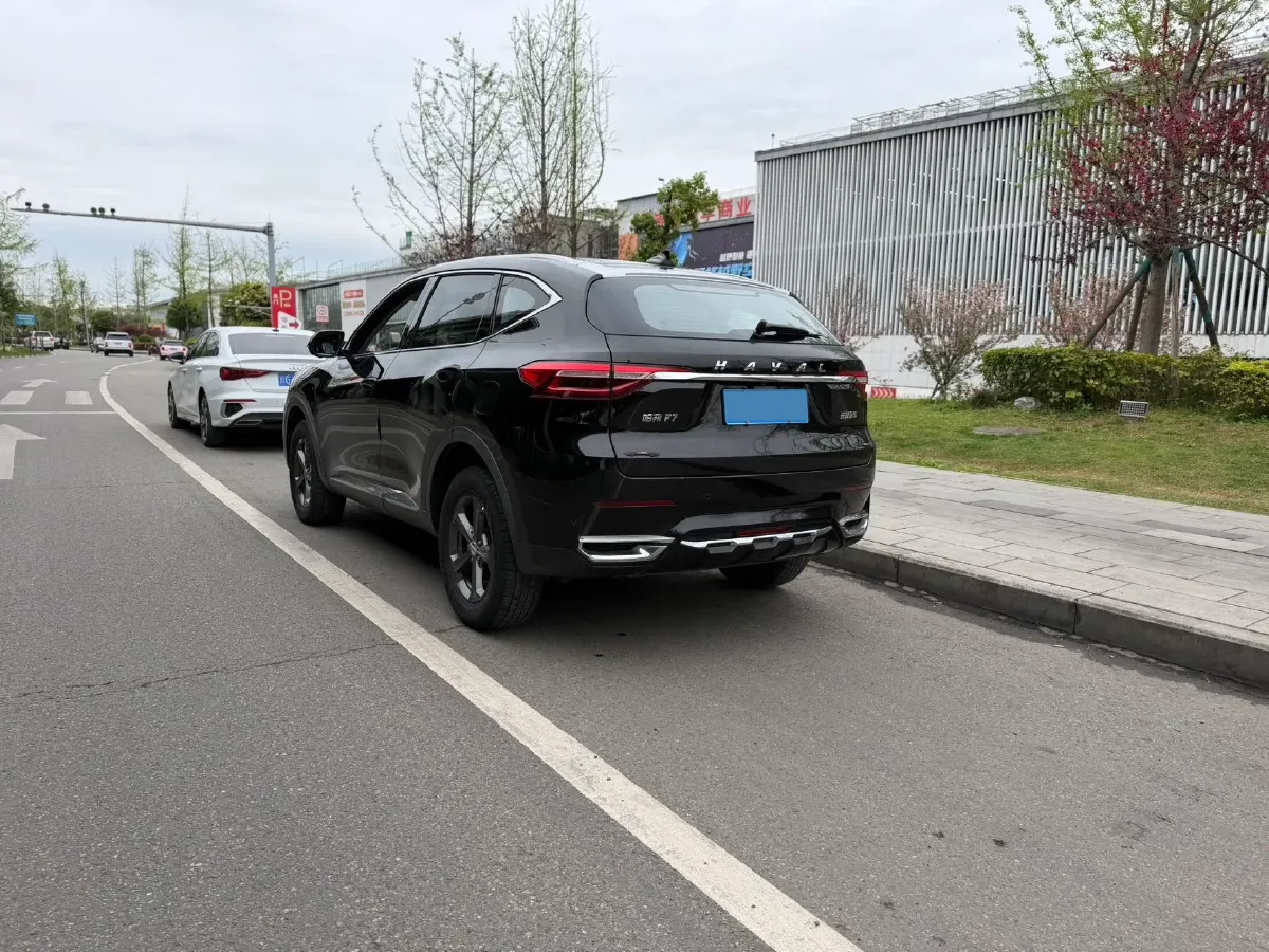 2019 Haval F7 1.5T 169HP L4 7DCT,autocango,china used car exporter,china ev exporter,chinese used car exporter,chinese used ev exporter