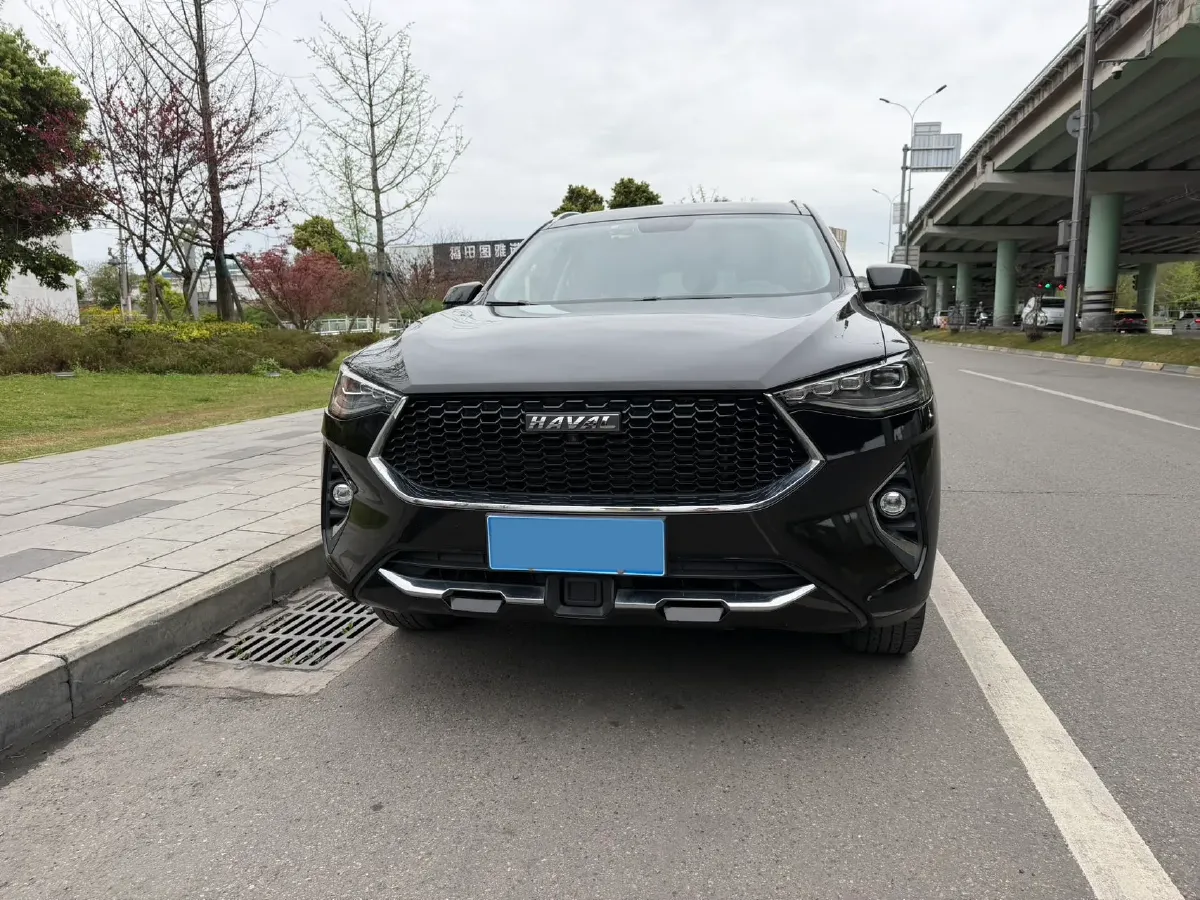 2019 Haval F7 1.5T 169HP L4 7DCT,autocango,china used car exporter,china ev exporter,chinese used car exporter,chinese used ev exporter