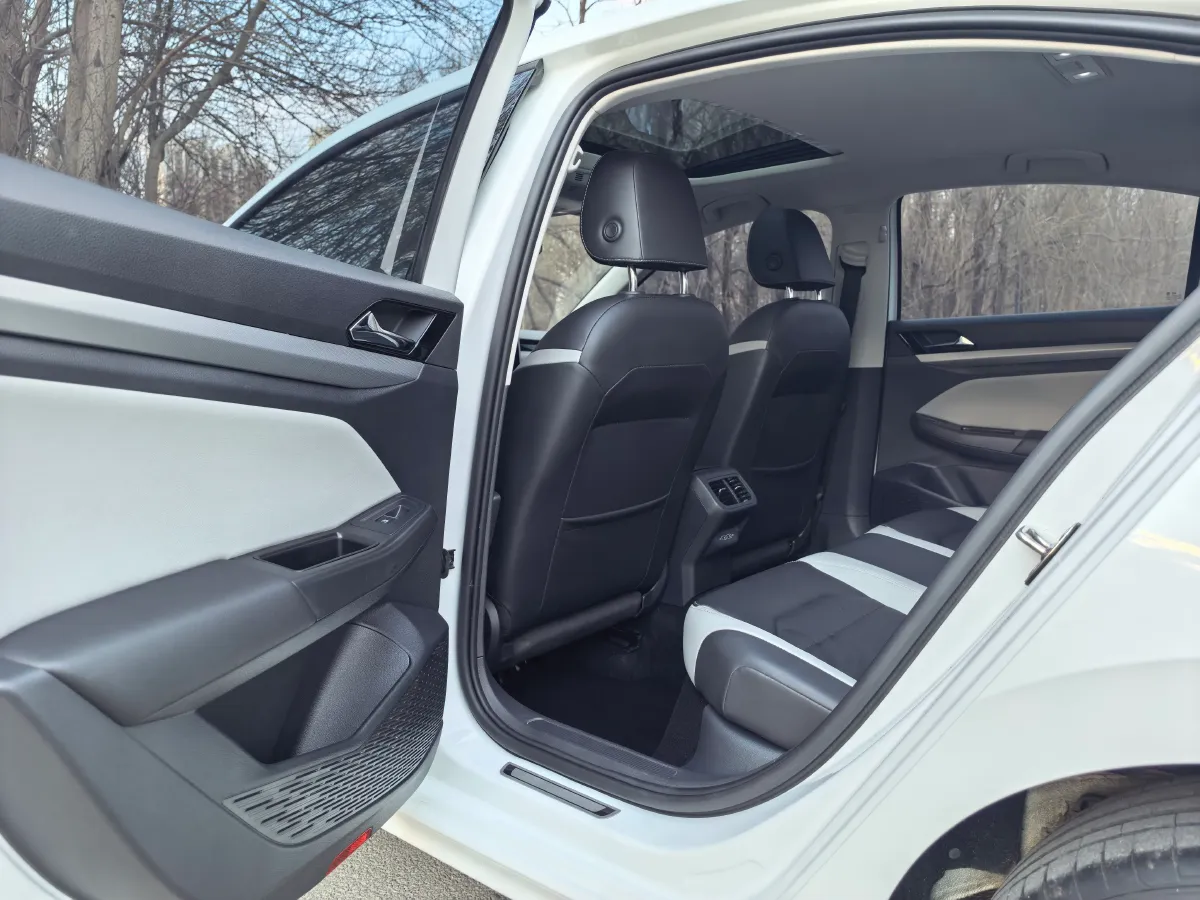 2023 Volkswagen Bora 1.4T 150HP L4 7DCT,autocango,china used car exporter,china ev exporter,chinese used car exporter,chinese used ev exporter