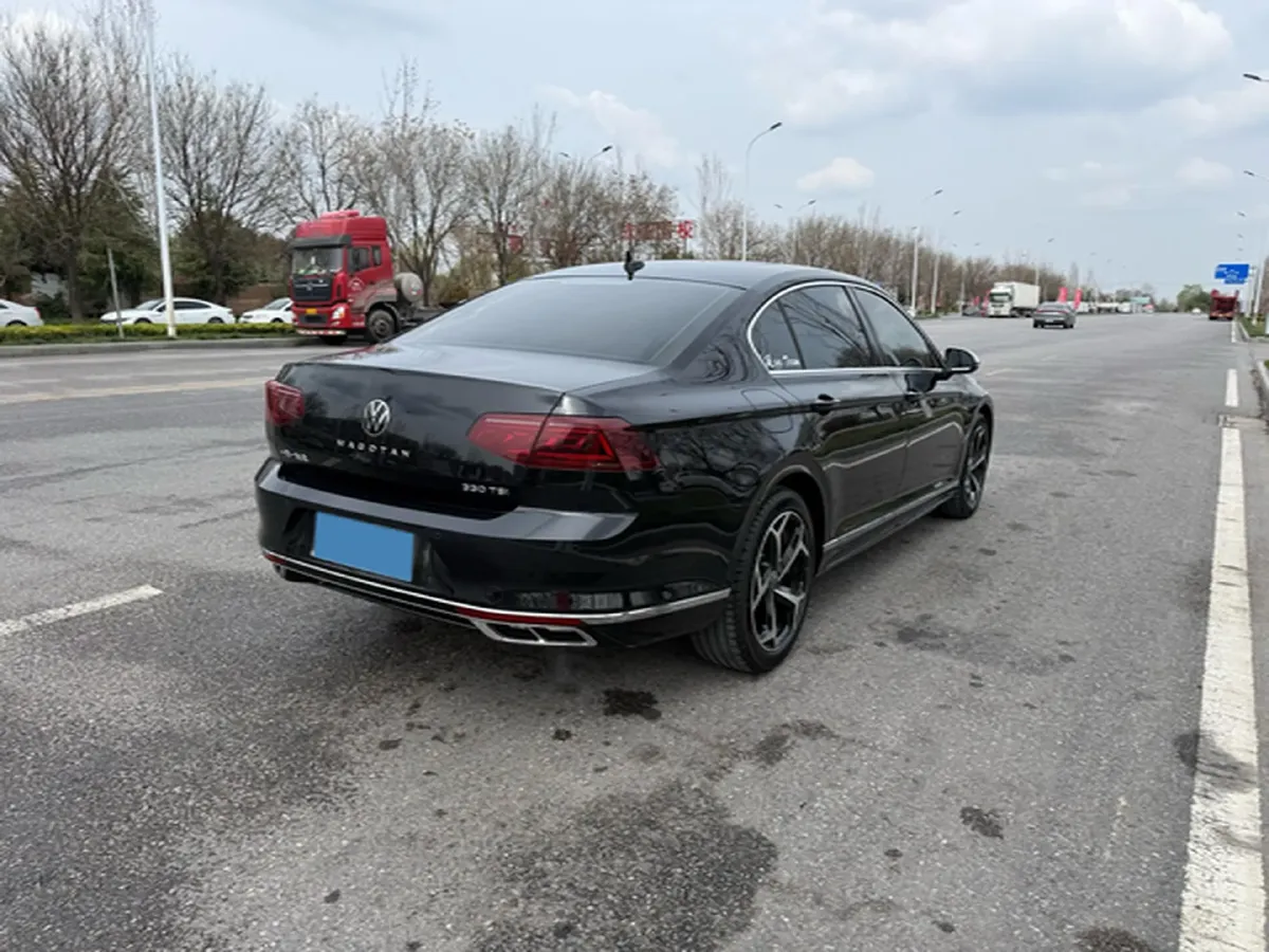 2023 Volkswagen Magotan 2.0T 186HP L4 7DCT,autocango,china used car exporter,china ev exporter,chinese used car exporter,chinese used ev exporter