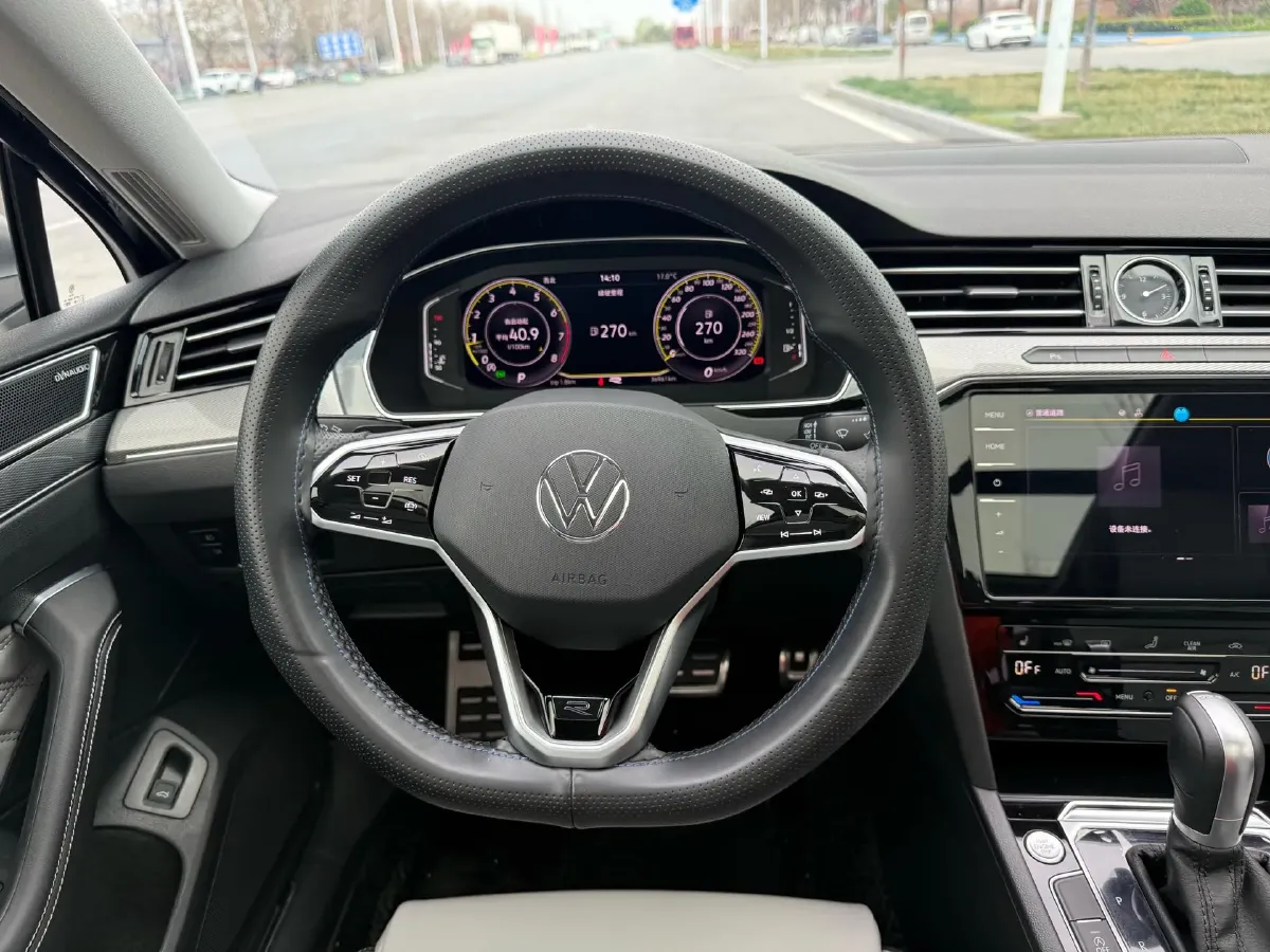 2023 Volkswagen Magotan 2.0T 186HP L4 7DCT,autocango,china used car exporter,china ev exporter,chinese used car exporter,chinese used ev exporter