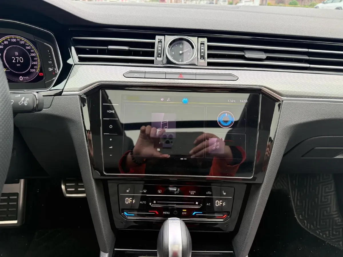 2023 Volkswagen Magotan 2.0T 186HP L4 7DCT,autocango,china used car exporter,china ev exporter,chinese used car exporter,chinese used ev exporter