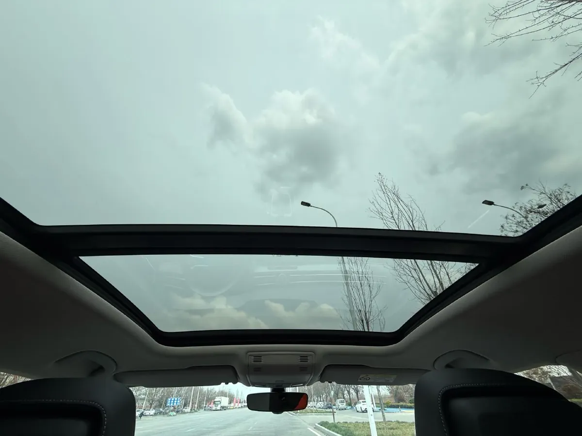 2023 Volkswagen Magotan 2.0T 186HP L4 7DCT,autocango,china used car exporter,china ev exporter,chinese used car exporter,chinese used ev exporter