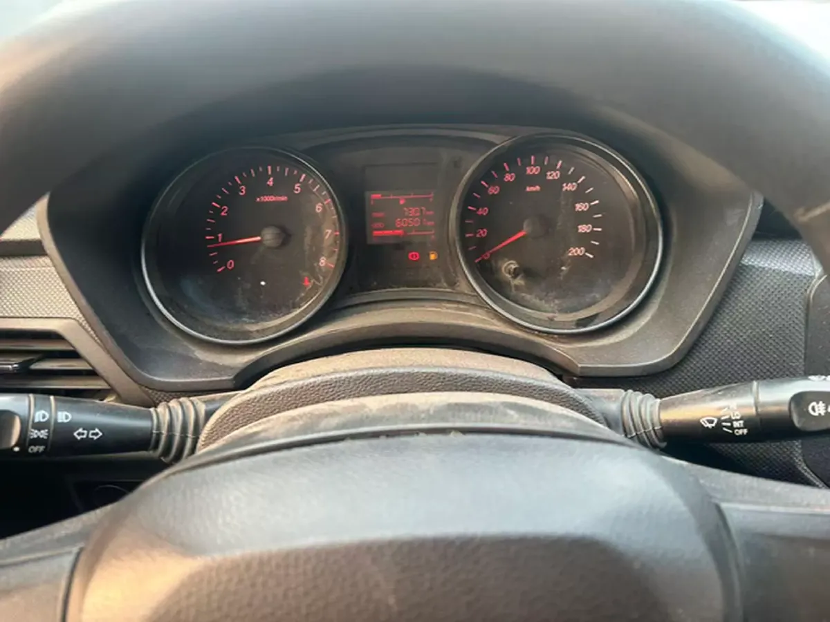 2019 WuLing HongGuang 1.5L 105HP L4 5MT,autocango,china used car exporter,china ev exporter,chinese used car exporter,chinese used ev exporter