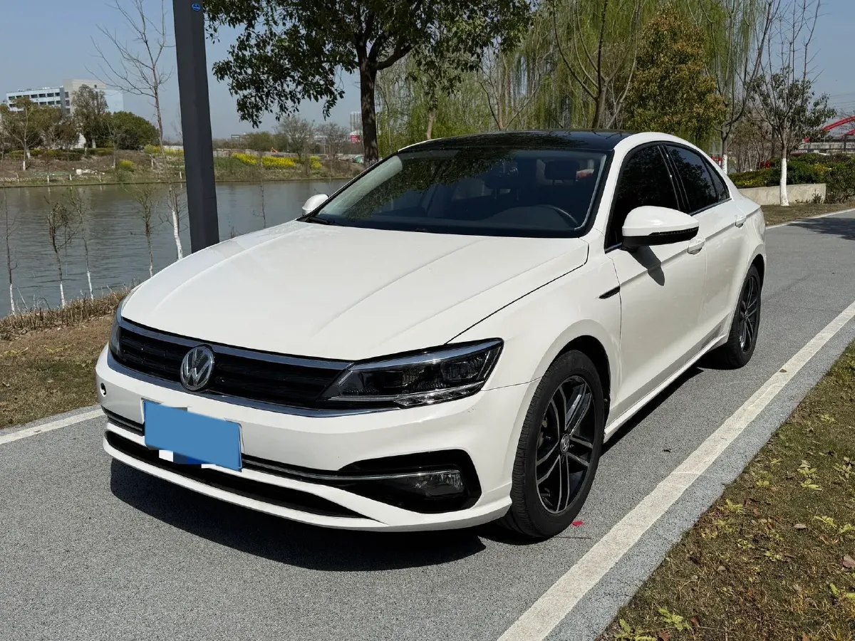 2021 Volkswagen Lamando 1.4T 150HP L4 7DCT,autocango,china used car exporter,china ev exporter,chinese used car exporter,chinese used ev exporter