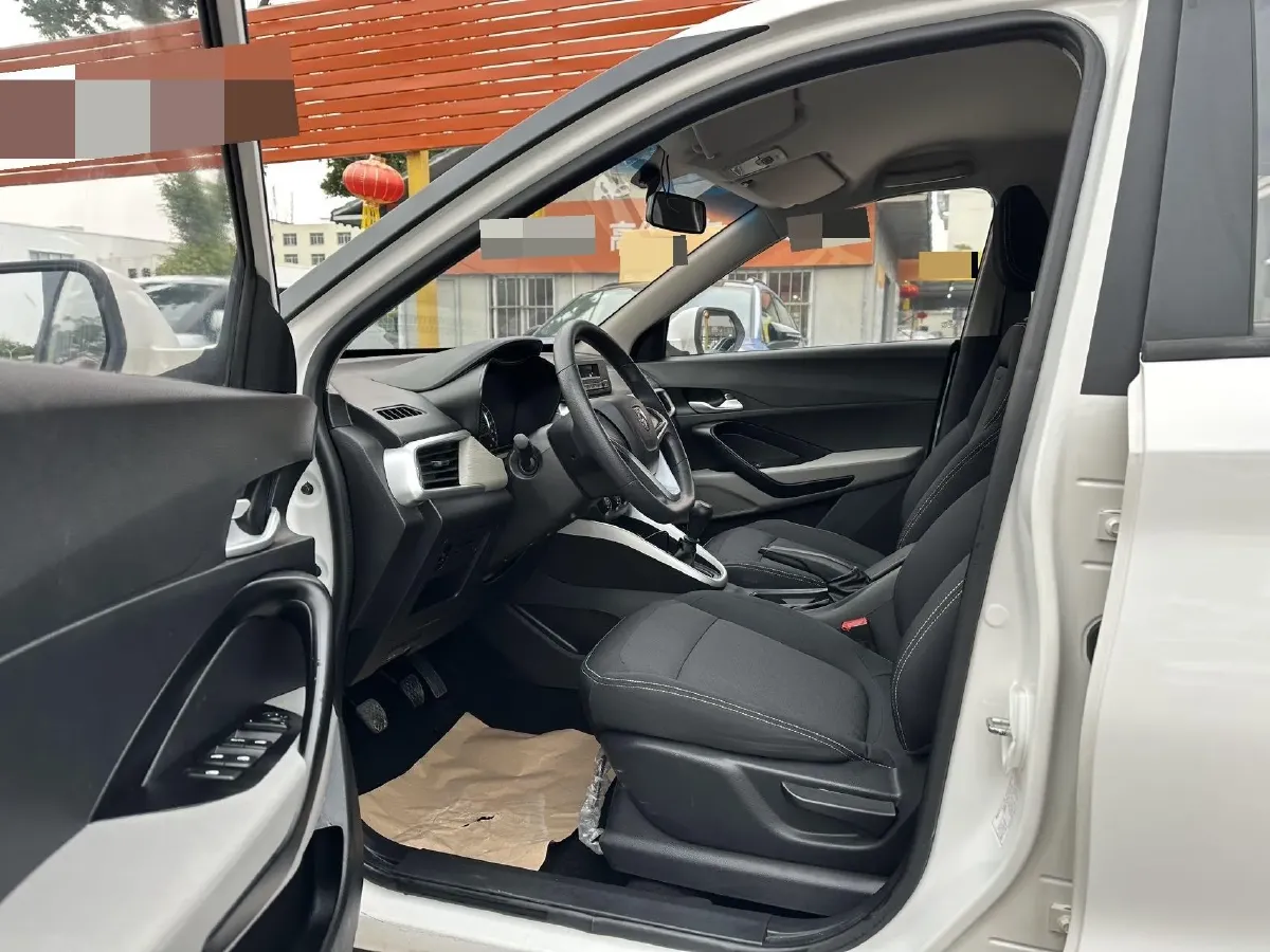 2017 BaoJun 510 1.5L 112HP L4 6MT,autocango,china used car exporter,china ev exporter,chinese used car exporter,chinese used ev exporter