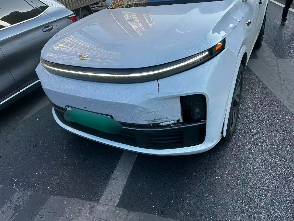 2023 Li L7 Range Extended 154HP REEV 40.9KWH,autocango,china used car exporter,china ev exporter,chinese used car exporter,chinese used ev exporter
