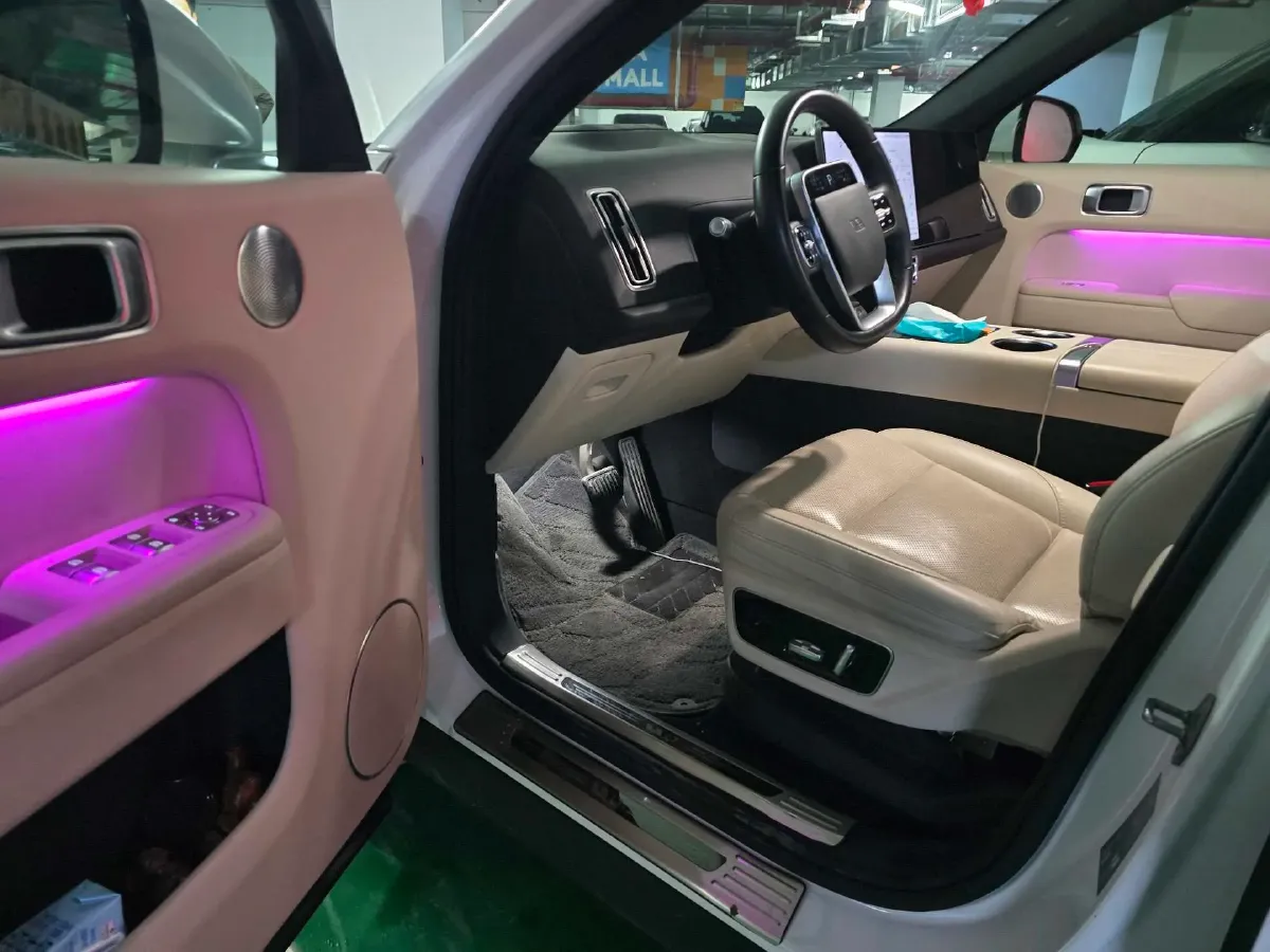 2023 Li L7 Range Extended 154HP REEV 40.9KWH,autocango,china used car exporter,china ev exporter,chinese used car exporter,chinese used ev exporter