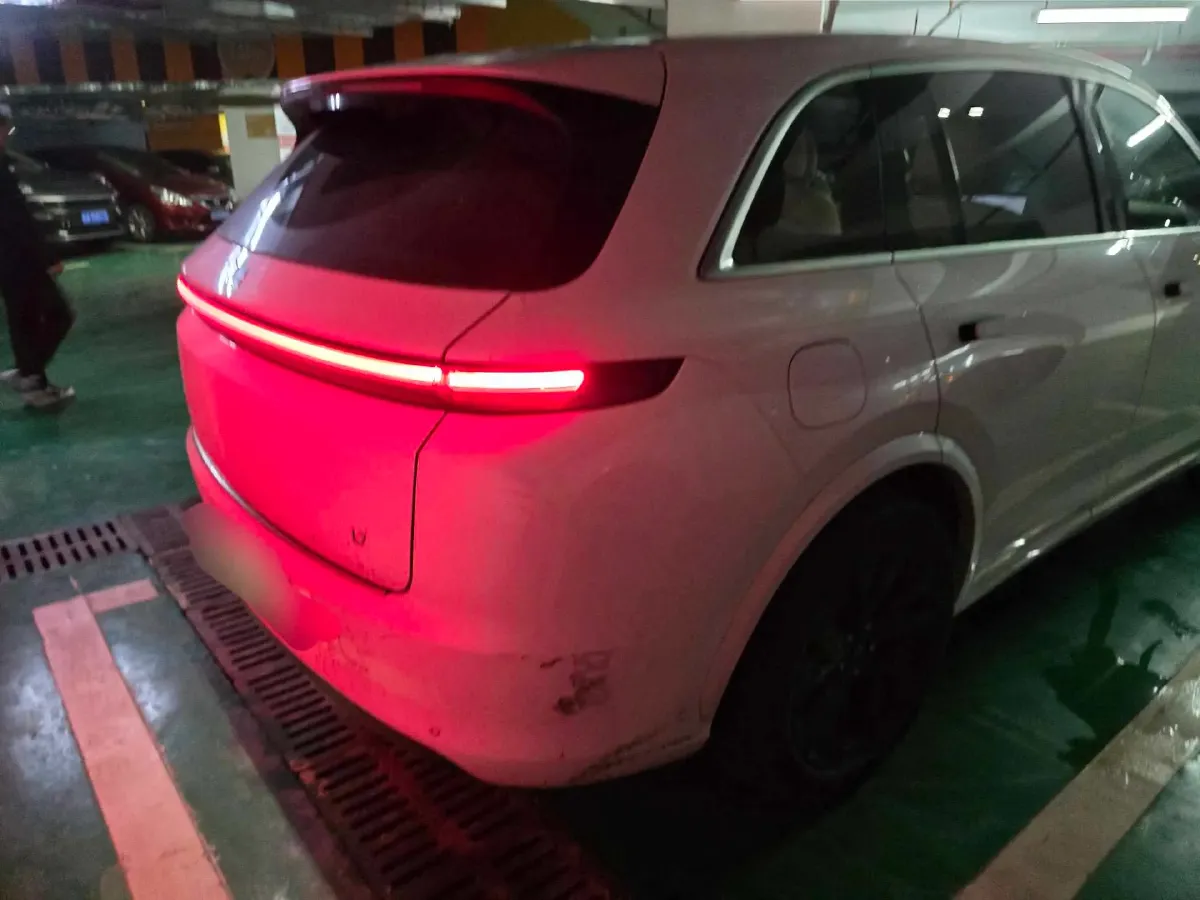 2023 Li L7 Range Extended 154HP REEV 40.9KWH,autocango,china used car exporter,china ev exporter,chinese used car exporter,chinese used ev exporter