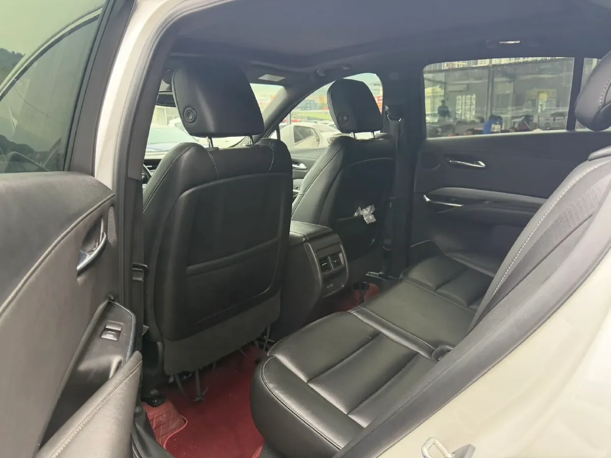 2020 Cadillac XT4 2.0T 237HP L4 9AT,autocango,china used car exporter,china ev exporter,chinese used car exporter,chinese used ev exporter