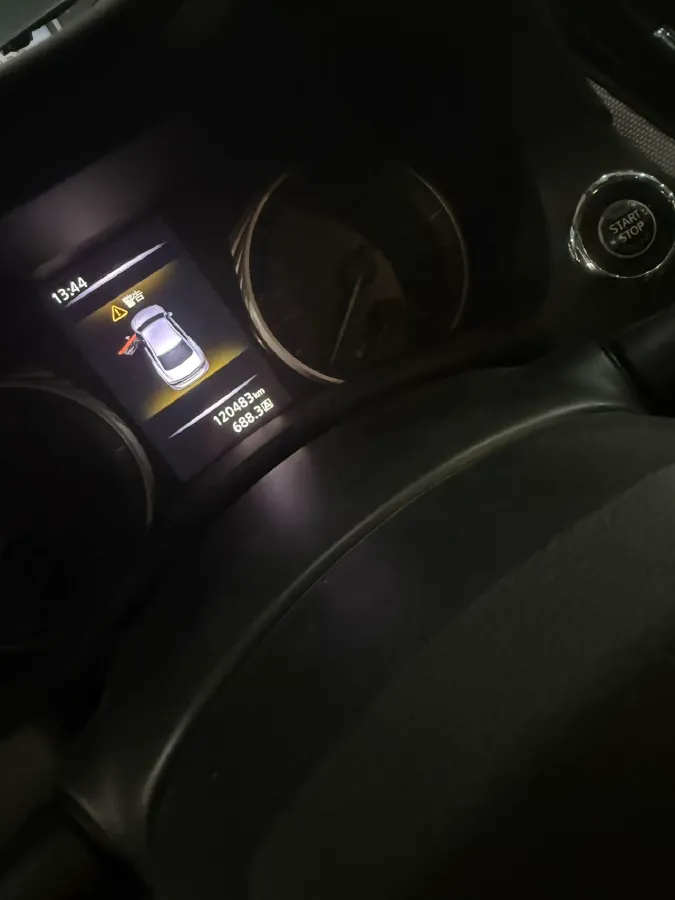 2018 Jeep Grand Commander 2.0T 265HP L4 9AT,autocango,china used car exporter,china ev exporter,chinese used car exporter,chinese used ev exporter