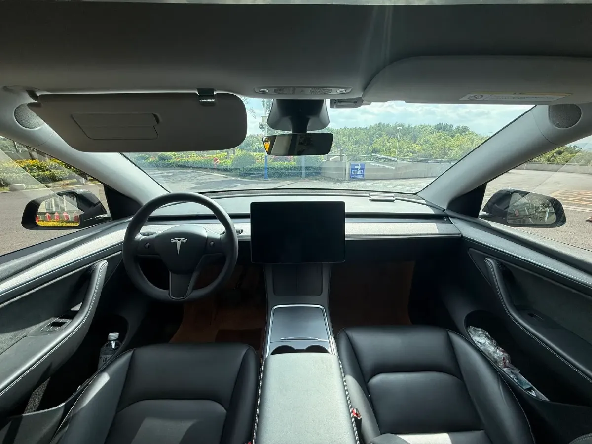 2024 Iveco OuSheng BEV 77.28KWH,autocango,china used car exporter,china ev exporter,chinese used car exporter,chinese used ev exporter