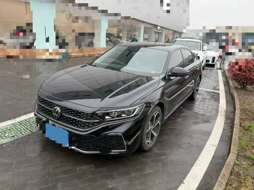 2024 Volkswagen Passat 2.0T 220HP L4 7DCT,autocango,china used car exporter,china ev exporter,chinese used car exporter,chinese used ev exporter