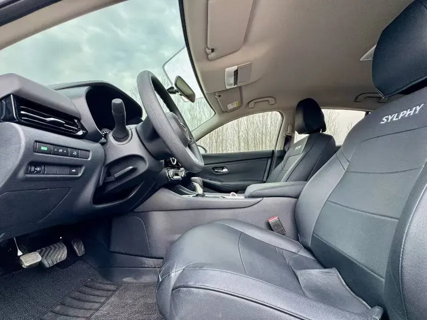 2025 Nissan Sylphy 1.6L 135HP L4 CVT,autocango,china used car exporter,china ev exporter,chinese used car exporter,chinese used ev exporter