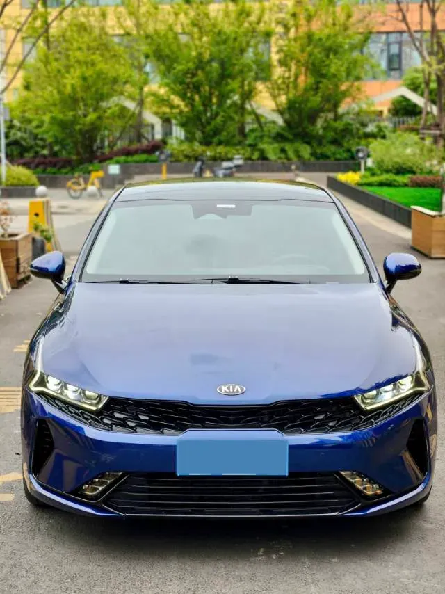 2021 Kia K5 2.0T 240HP L4 8AT,autocango,china used car exporter,china ev exporter,chinese used car exporter,chinese used ev exporter