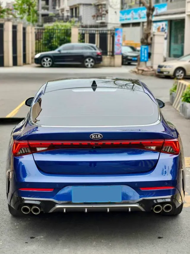 2021 Kia K5 2.0T 240HP L4 8AT,autocango,china used car exporter,china ev exporter,chinese used car exporter,chinese used ev exporter