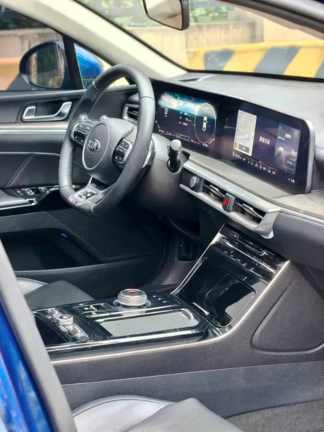 2021 Kia K5 2.0T 240HP L4 8AT,autocango,china used car exporter,china ev exporter,chinese used car exporter,chinese used ev exporter