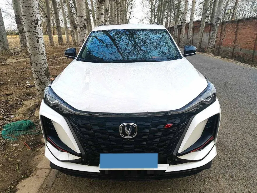 2022 ChangAn CS75 Plus 2.0T 233HP L4 8AT,autocango,china used car exporter,china ev exporter,chinese used car exporter,chinese used ev exporter
