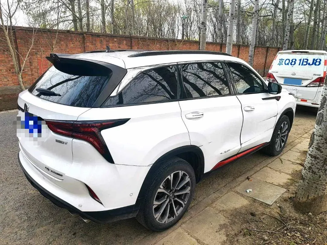 2022 ChangAn CS75 Plus 2.0T 233HP L4 8AT,autocango,china used car exporter,china ev exporter,chinese used car exporter,chinese used ev exporter