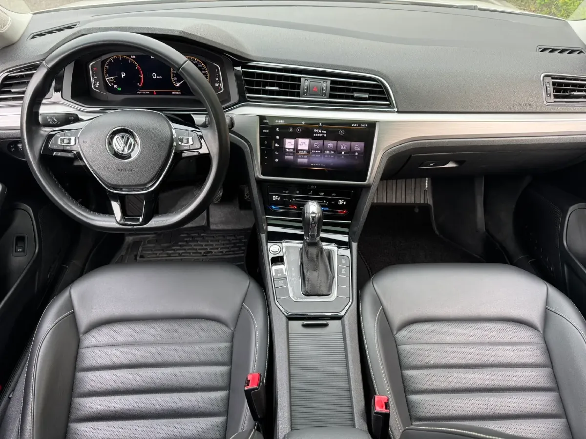 2021 Volkswagen Lamando 1.4T 150HP L4 7DCT,autocango,china used car exporter,china ev exporter,chinese used car exporter,chinese used ev exporter