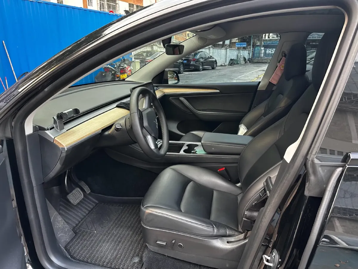 2021 Tesla Model Y BEV 60KWH,autocango,china used car exporter,china ev exporter,chinese used car exporter,chinese used ev exporter