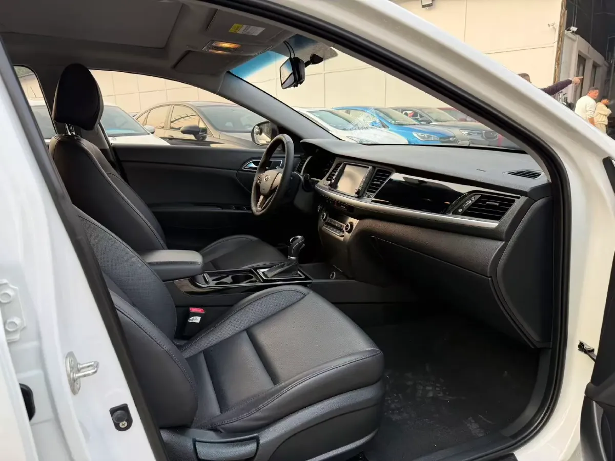 2019 Hyundai Mistra 1.8L 143HP L4 6AT,autocango,china used car exporter,china ev exporter,chinese used car exporter,chinese used ev exporter