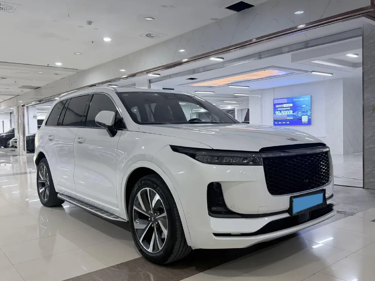 2021 Li ONE Range Extended 131HP REEV 40.5KWH,autocango,china used car exporter,china ev exporter,chinese used car exporter,chinese used ev exporter