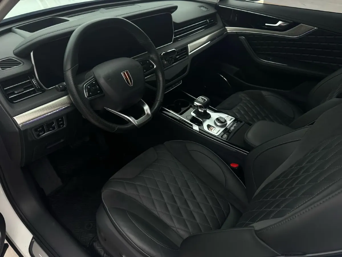 2019 HongQi HS5 2.0T 224HP L4 6AT,autocango,china used car exporter,china ev exporter,chinese used car exporter,chinese used ev exporter