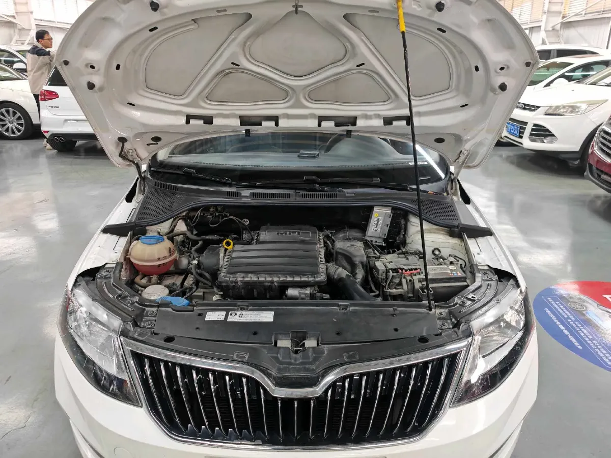 2019 SWM G01 1.5T 156HP L4 6AT,autocango,china used car exporter,china ev exporter,chinese used car exporter,chinese used ev exporter