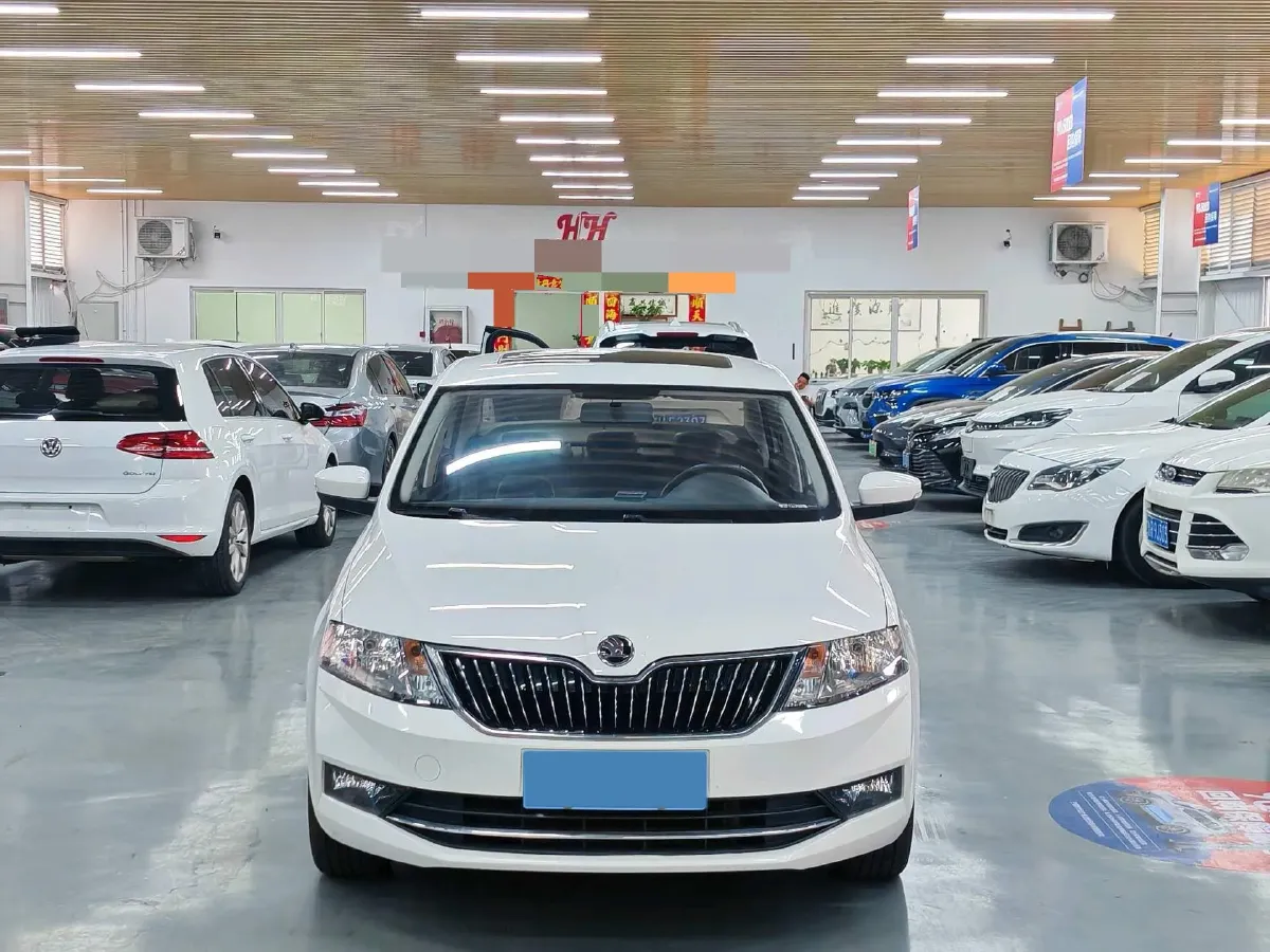 2019 SWM G01 1.5T 156HP L4 6AT,autocango,china used car exporter,china ev exporter,chinese used car exporter,chinese used ev exporter