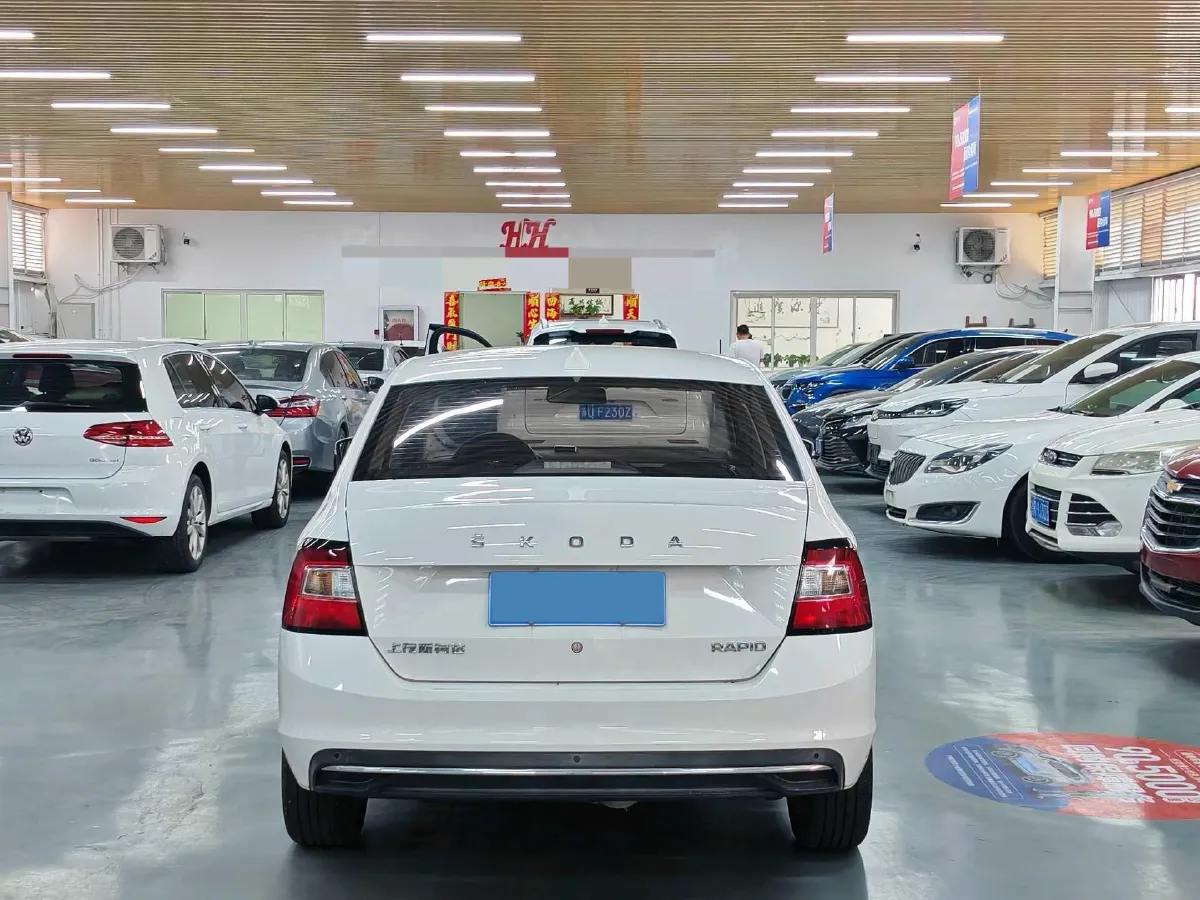2019 SWM G01 1.5T 156HP L4 6AT,autocango,china used car exporter,china ev exporter,chinese used car exporter,chinese used ev exporter