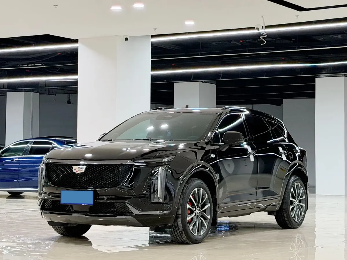 2025 Cadillac XT5 2.0T 237HP L4 9AT,autocango,china used car exporter,china ev exporter,chinese used car exporter,chinese used ev exporter