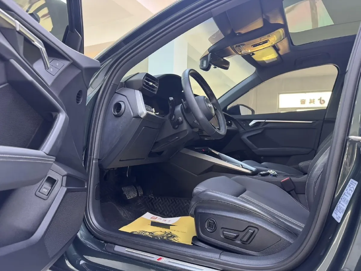 2023 Audi A3 1.4T 150HP L4 7DCT,autocango,china used car exporter,china ev exporter,chinese used car exporter,chinese used ev exporter