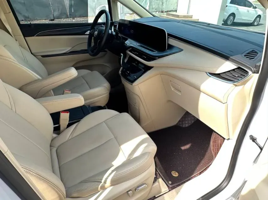 2023 Buick GL8 2.0T 237HP L4 9AT,autocango,china used car exporter,china ev exporter,chinese used car exporter,chinese used ev exporter